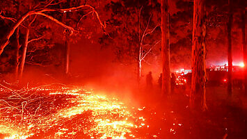Szybkość rozprzestrzeniania się australijskich pożarów