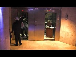 Godfather Elevator (Remi Gaillard)
