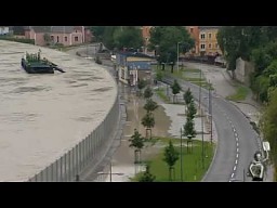 Tak się walczy z powodzią w Austrii