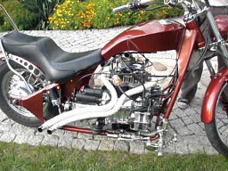 Motocykl SAM z silnikiem fiata 126p
