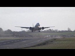 Boeing 777 chciał wylądować w Birmingham   