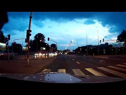 BMW M3 E92 kontra ścigacze na ulicach Warszawy