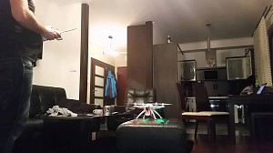 Pierwszy lot dronem w mieszkaniu