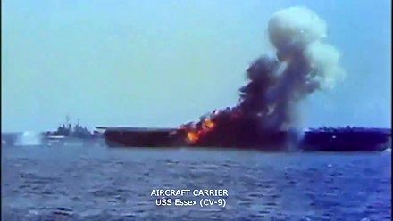 Atak kamikaze na amerykańską flotę