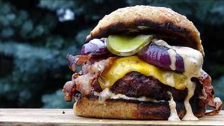 Chipotle Bacon Cheeseburger - Kuchnia Kwasiora