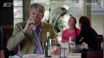 Jeremy Clarkson testuje wino