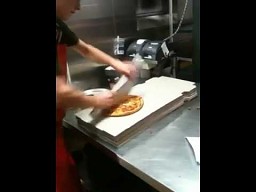 Najszybszy pakowacz pizzy